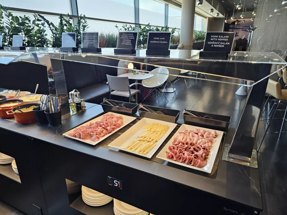 Jambon ve peynirler