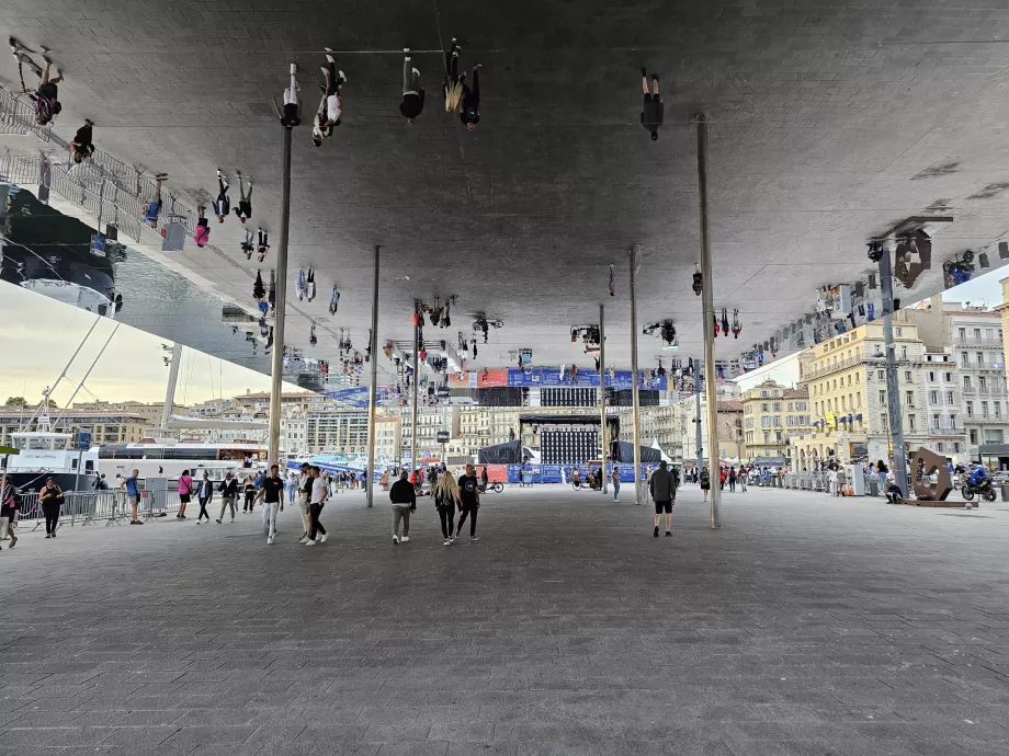 Ombriere Vieux Limanı