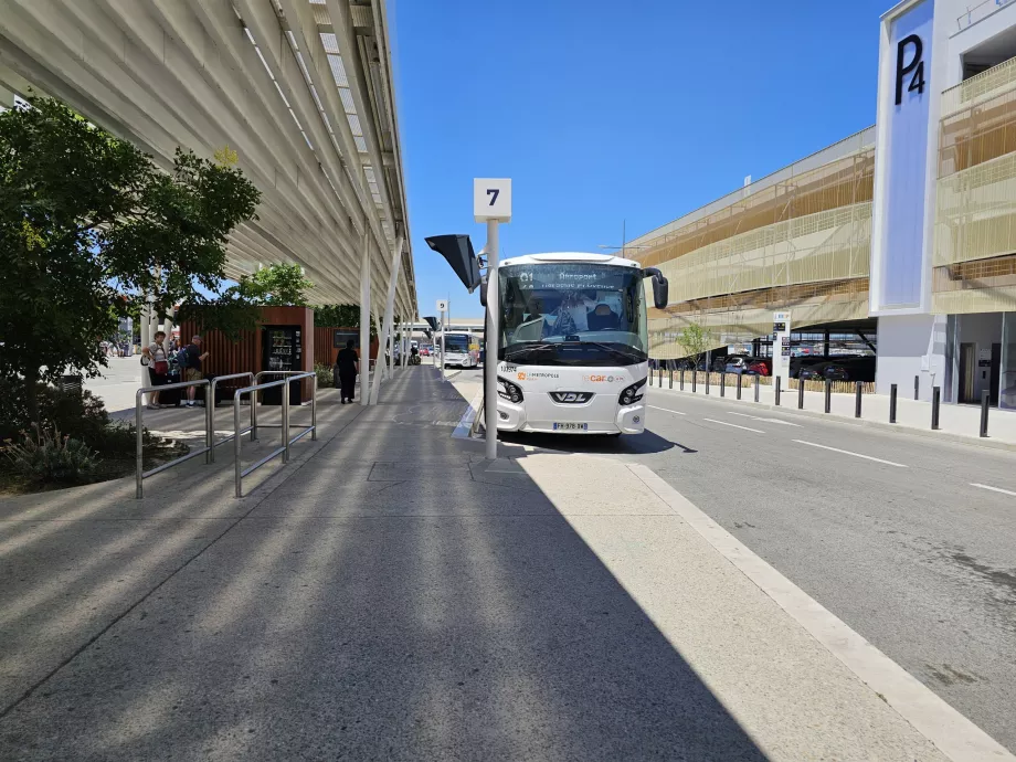 Marsilya'ya giden otobüs