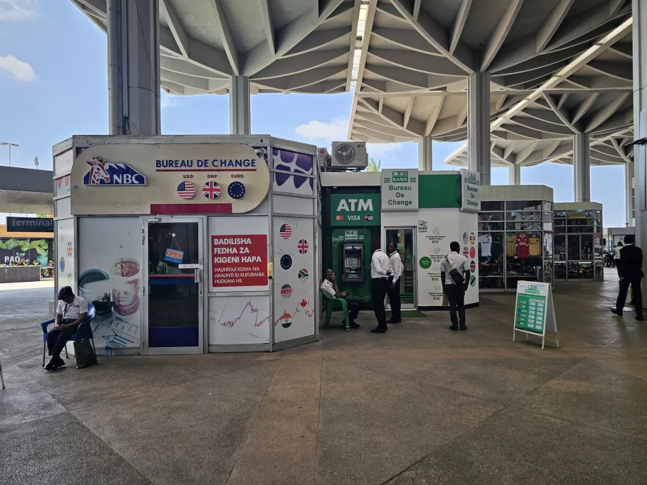 ATM'ler ve döviz büroları, Terminal 2