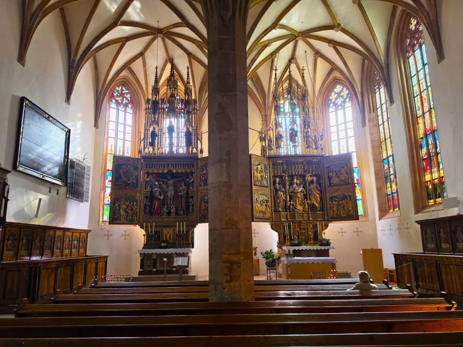 Hallstatt'taki Katolik kilisesindeki ünlü sunaklar