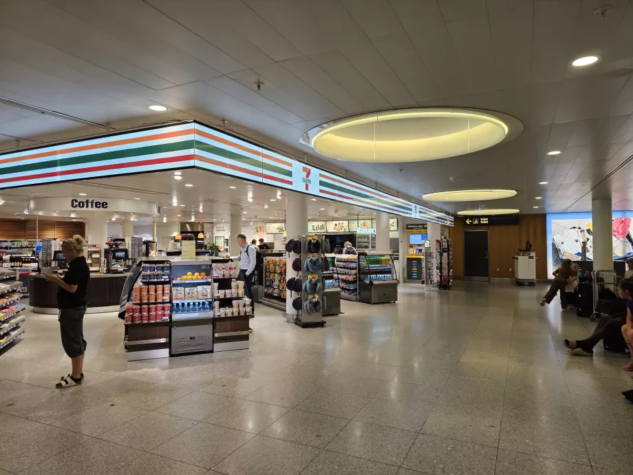 Minimarket 7 Eleven Terminal 2'de