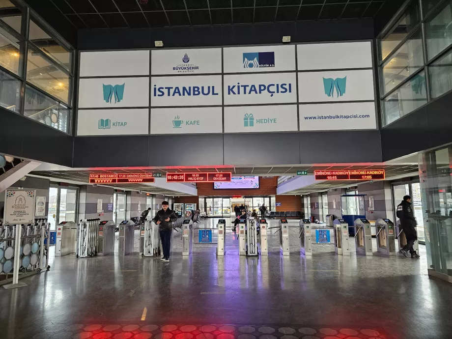 Karaköy feribot iskelesi