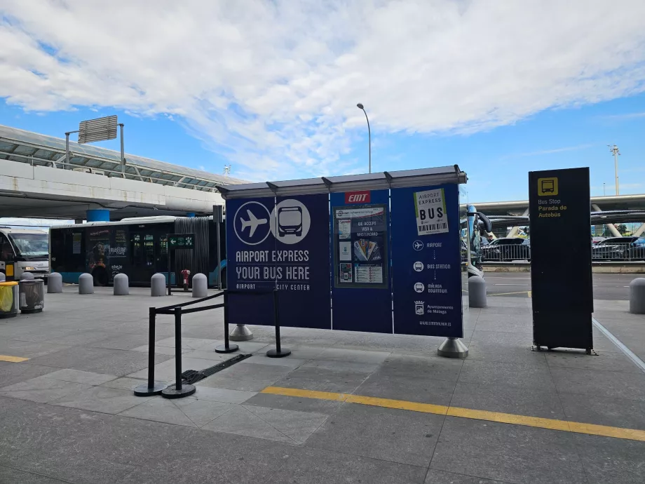 Şehir içi otobüs durağı