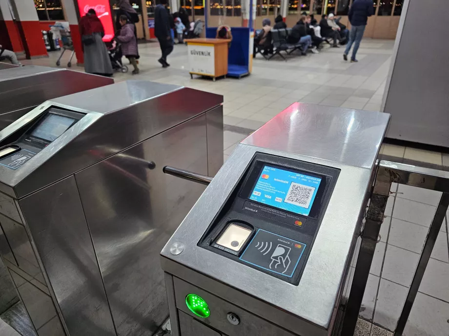 Feribotlarda kart veya İstanbulkart ile ödeme