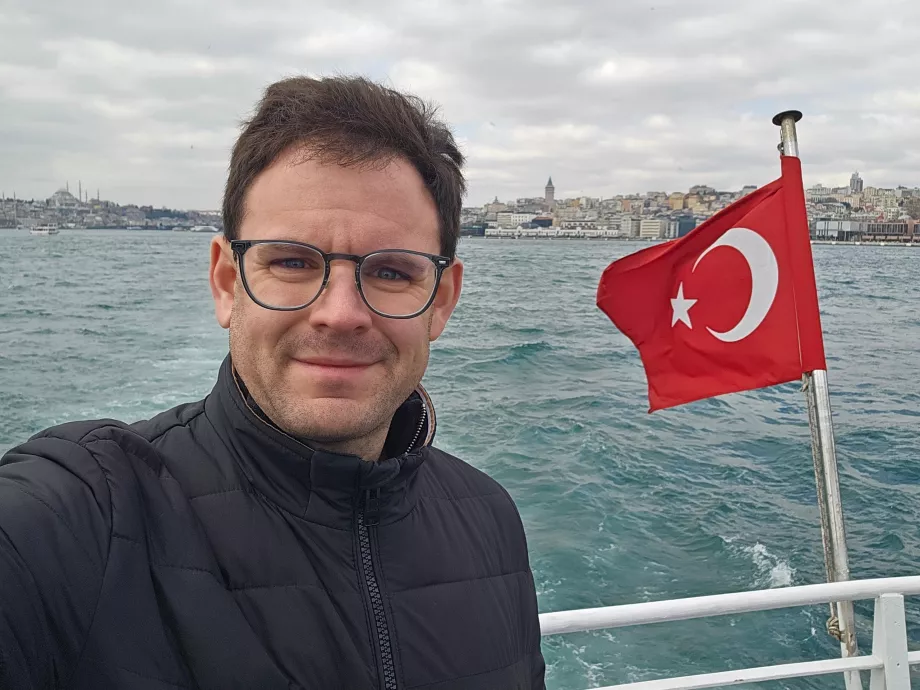 Kız Kulesi'ne giden teknede ben