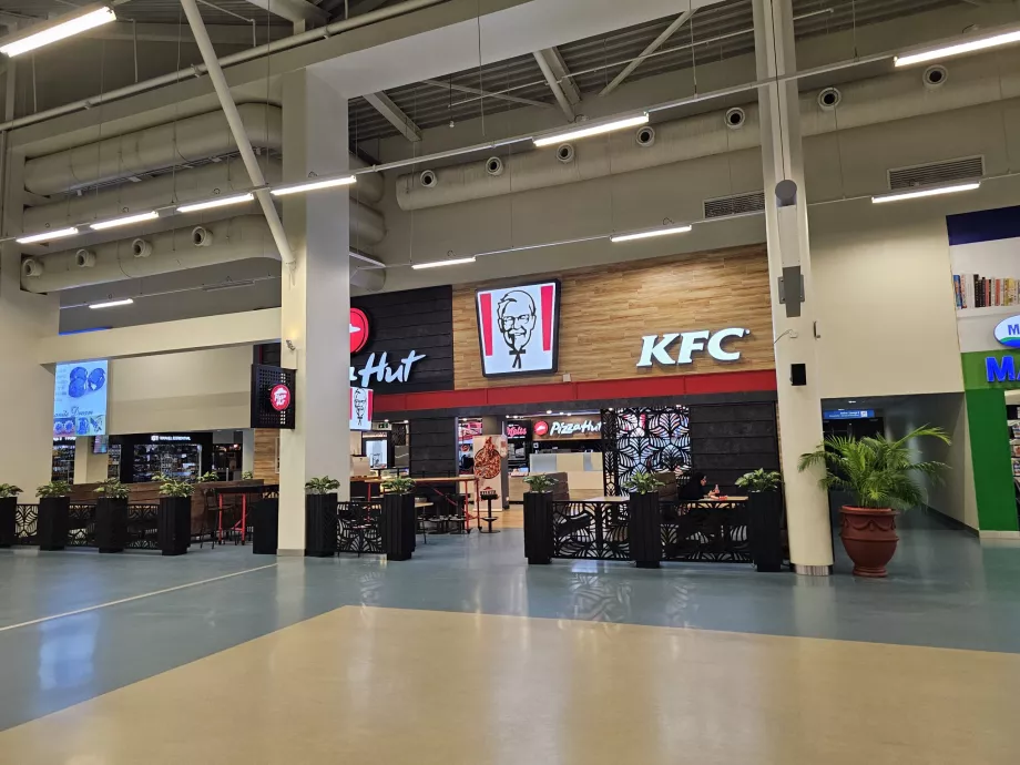 KFC, transit alanı, Terminal 3