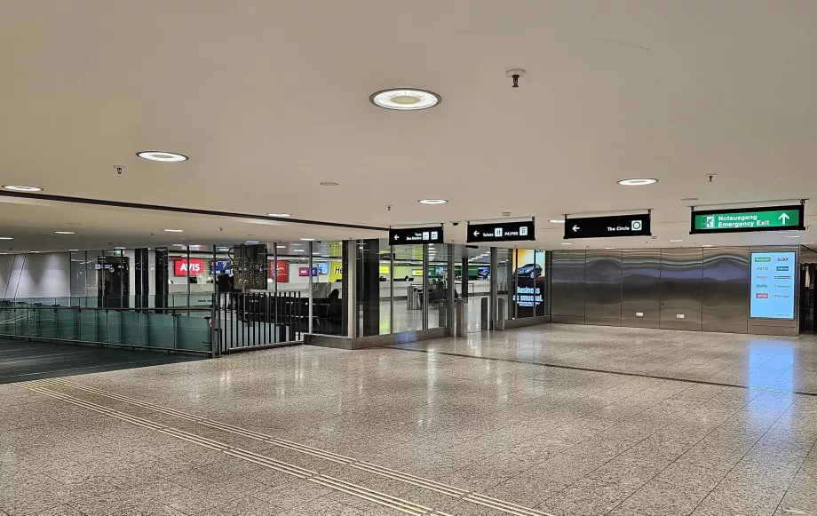 Araç kiralama, ZRH Havalimanı