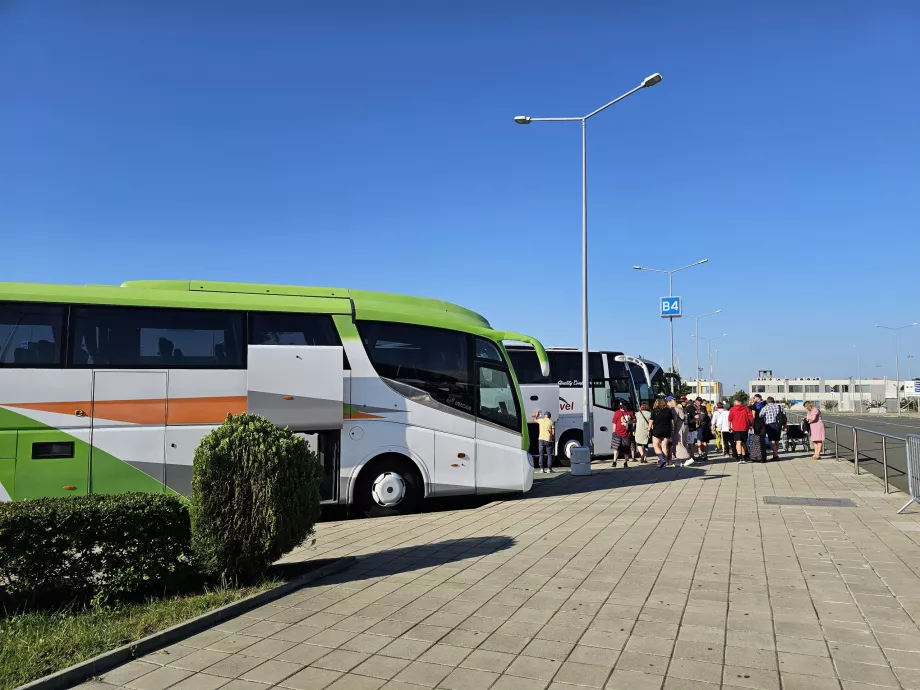 Turist otobüs durakları