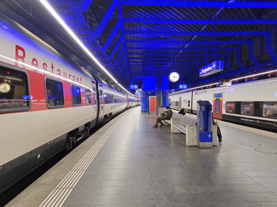 Uzun mesafe trenleri, ZRH Havalimanı