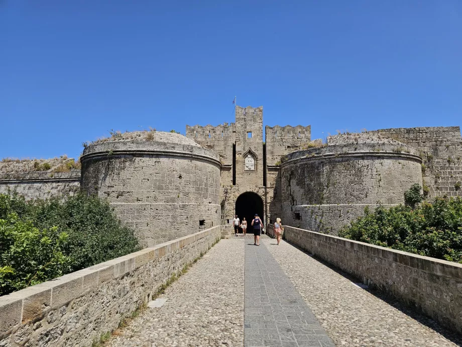 Şehir duvarları