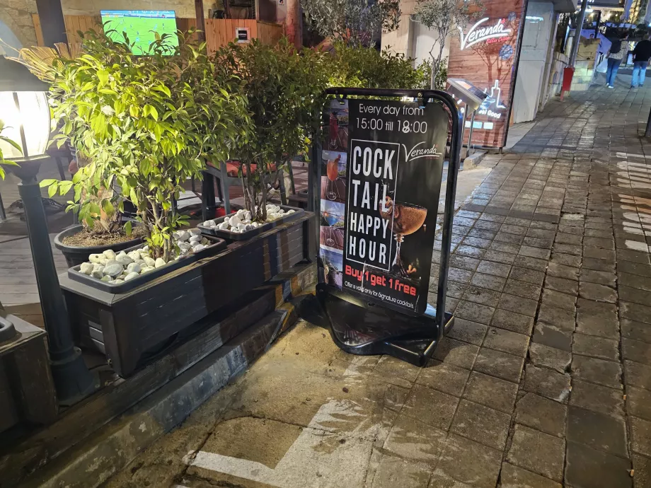 San Giljan'da Mutlu Saatler