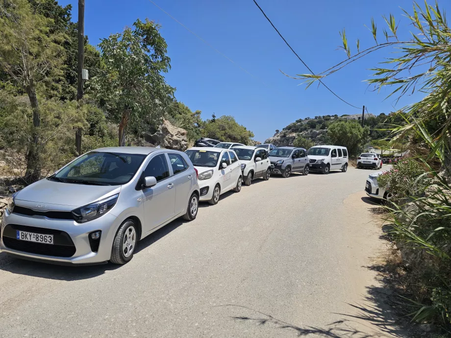 Anthony Quinn Plajı'nda Park Yeri