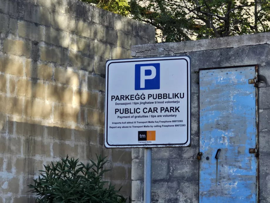 Malta'da Otopark