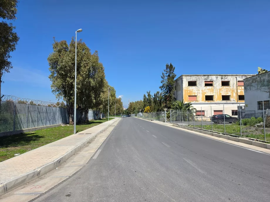 Terminalden tren istasyonuna yürüyüş rotası