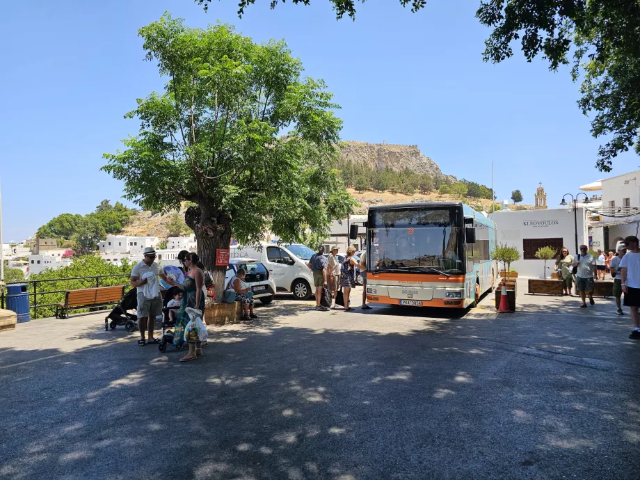 Lindos servis otobüsü