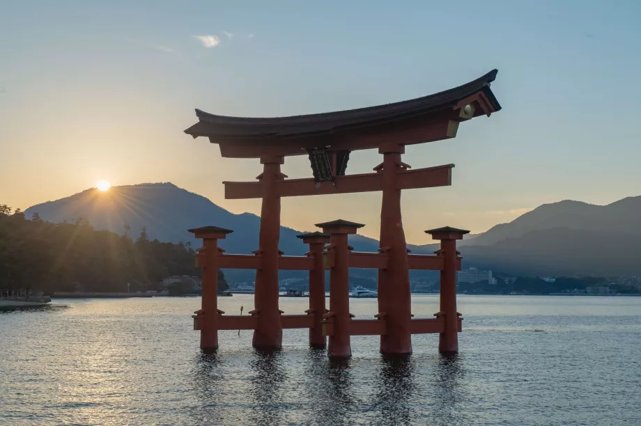 Itsukushima Tapınağı