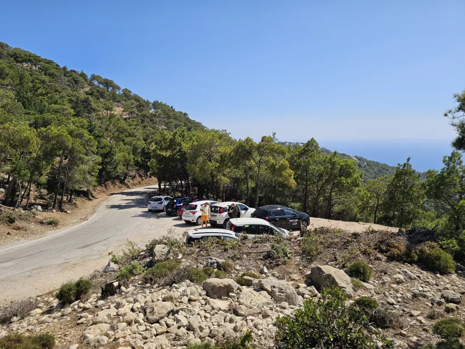 Monolithos Kalesi'nde Otopark