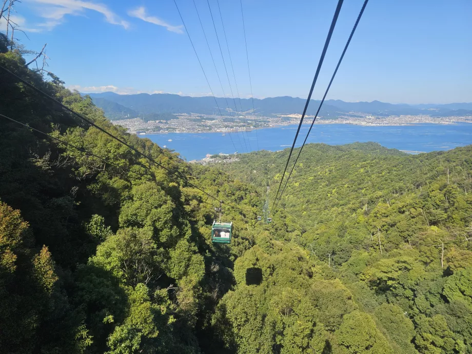 Misen Dağı'ndaki teleferiğin ilk kısmı