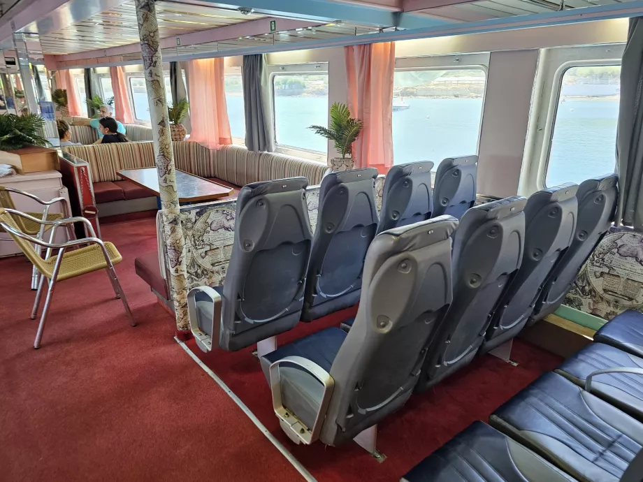 Feribotun iç kısmı