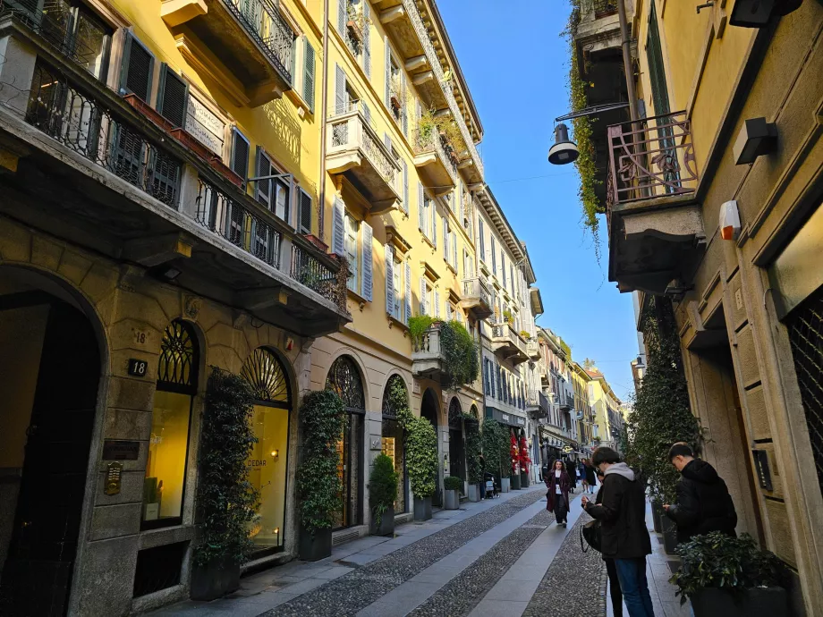 Brera, Fiori Chiari üzerinden