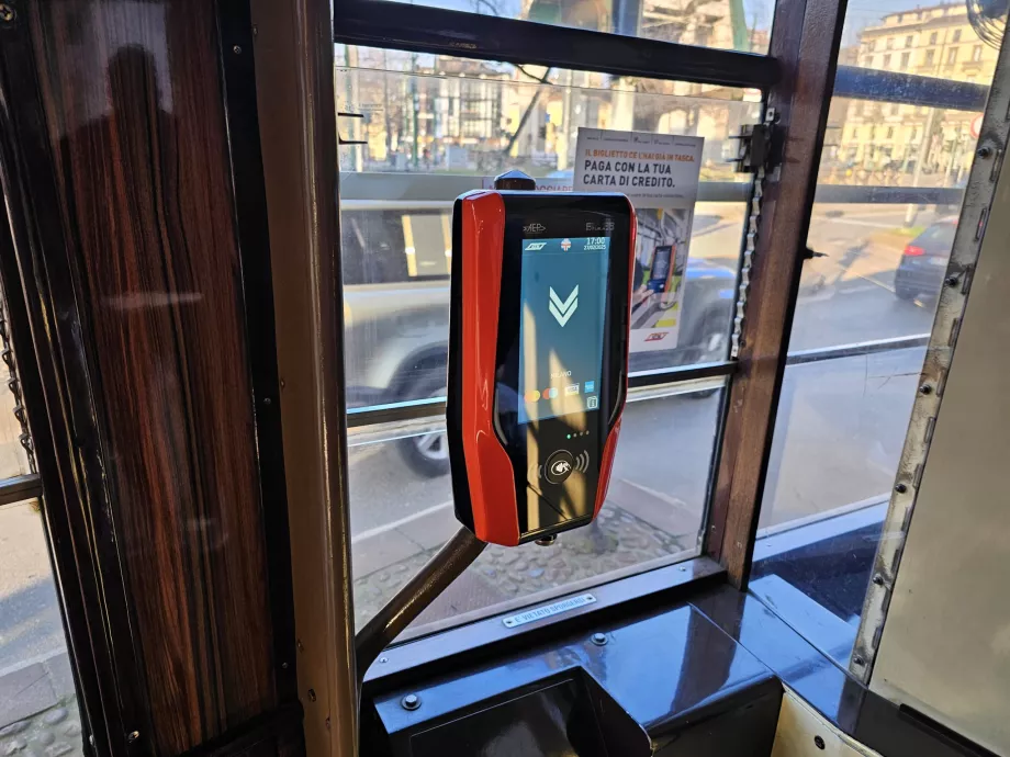 Temassız kart doğrulayıcı