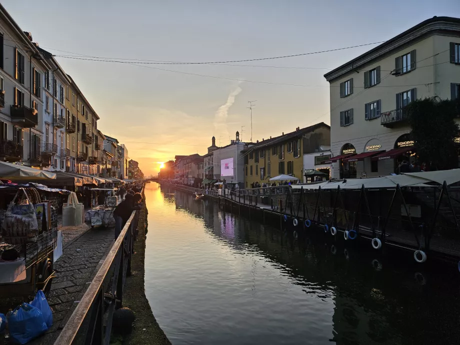 Navigli'de gün batımı