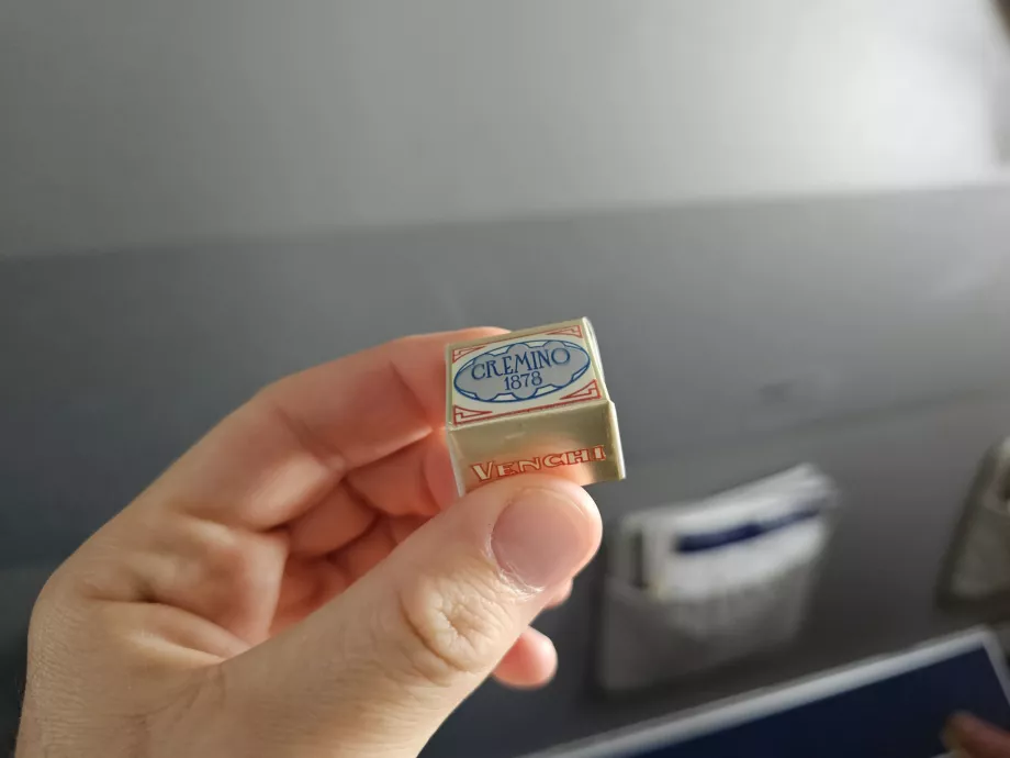 İnişten önce çikolata