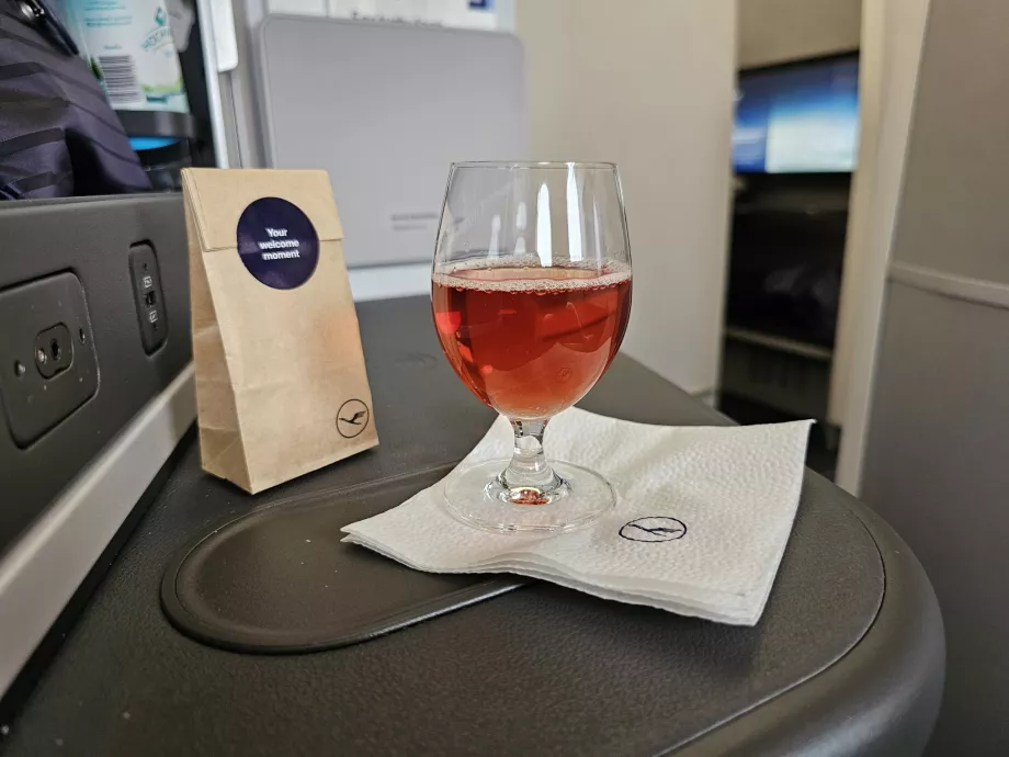 Hoşgeldiniz İçeceği, Aviator kokteyli