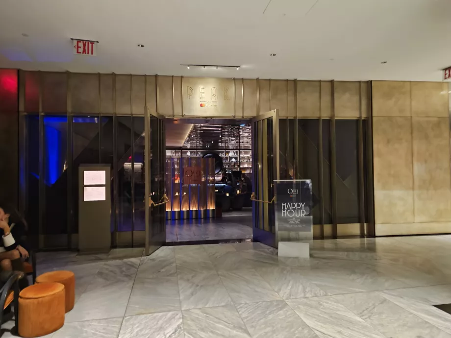 Peak Restaurant'a giriş