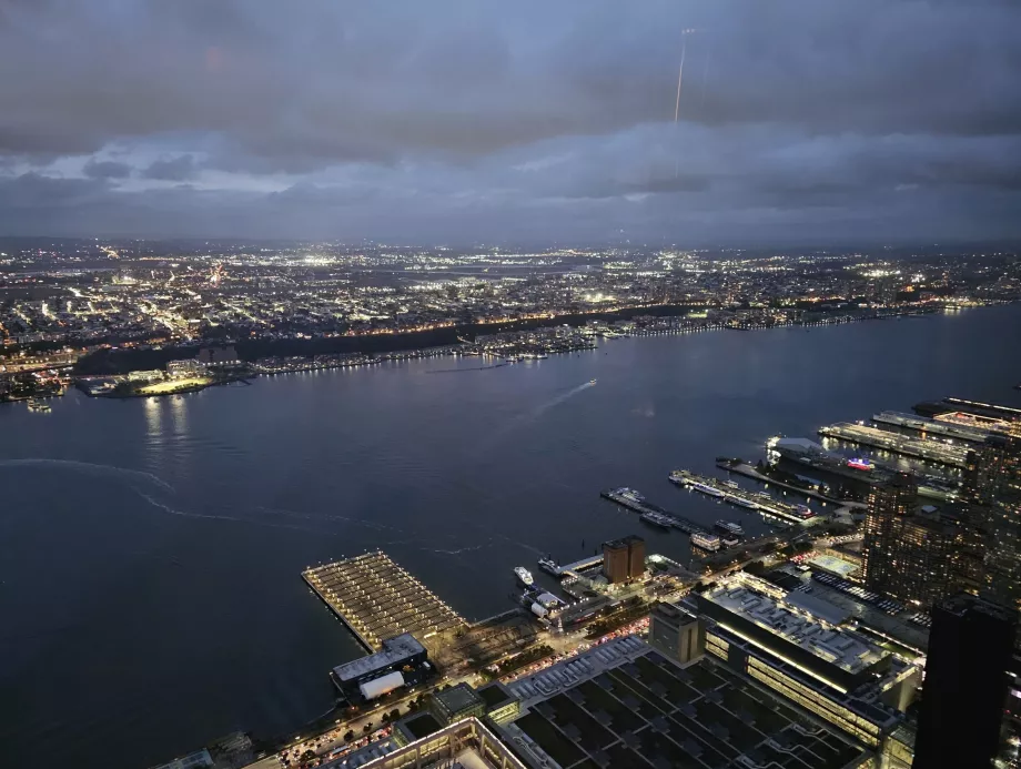 "The Edge" bakış açısının iç kısmından görünüm