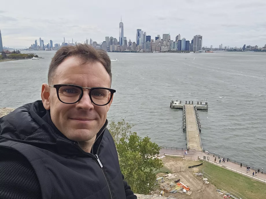 Ben gözcüyüm - Özgürlük Heykeli