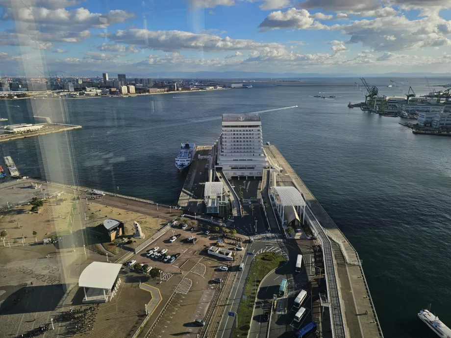 Kobe Liman Kulesi'nden görünüm