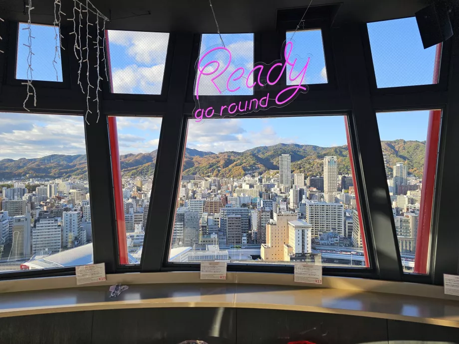 Kobe Liman Kulesi, ana gözlem güvertesi