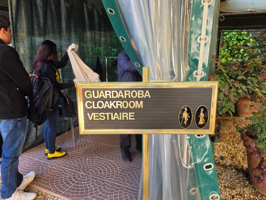 Galleria Colonna, bagaj muhafazası