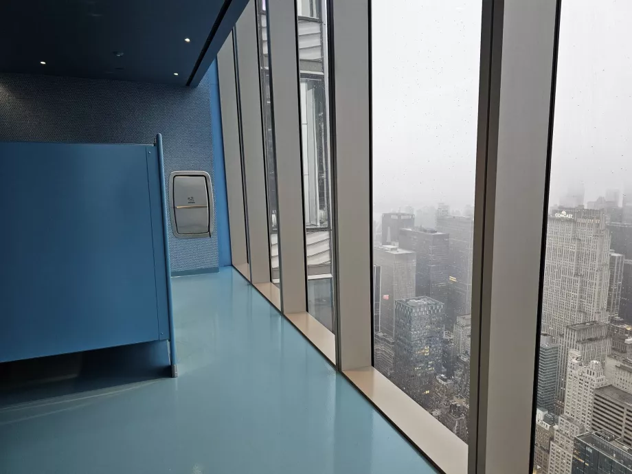 Summit One Vanderbilt, manzaralı banyolar