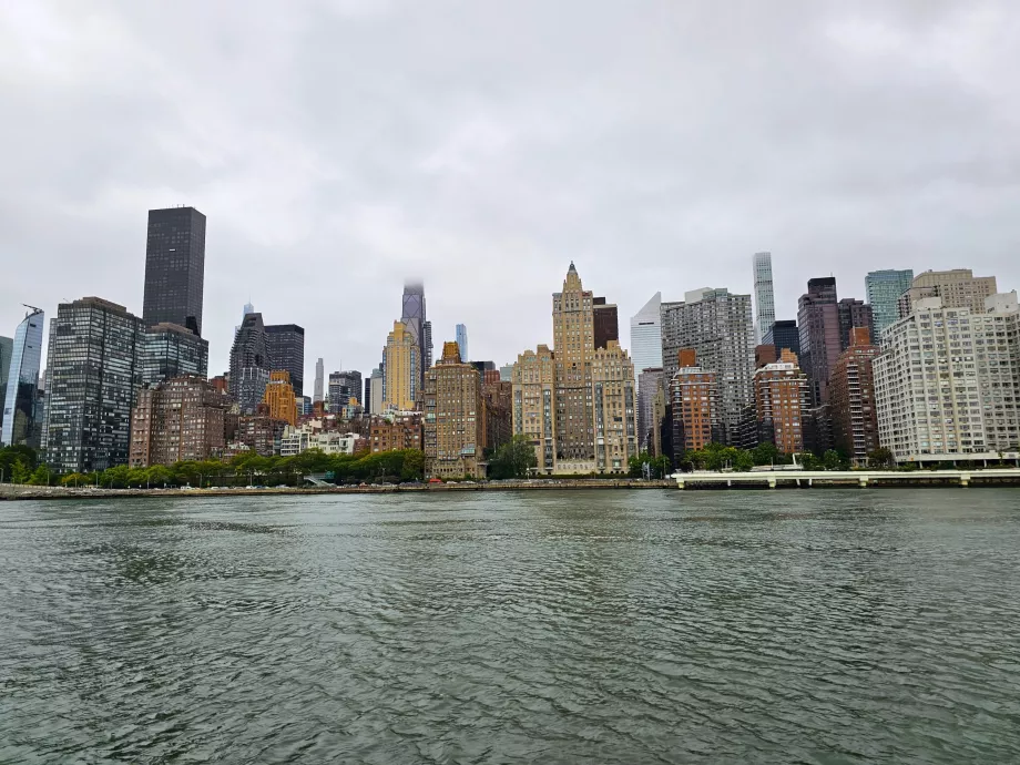 Roosvelt Adası'ndan Görünüm