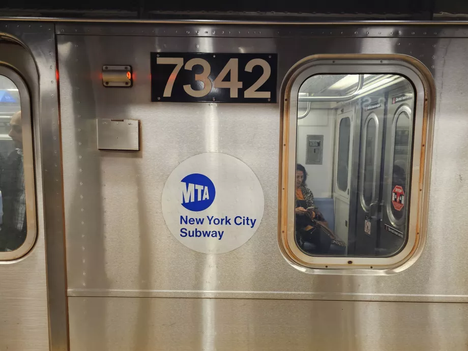 MTA metro logosu