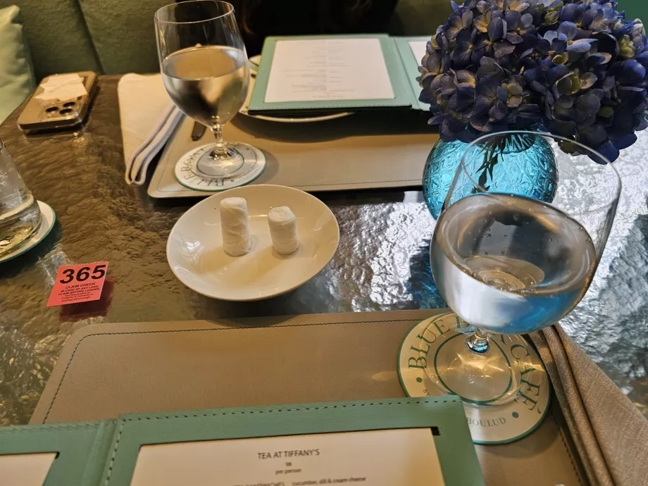 Mavi Kutu, el havluları