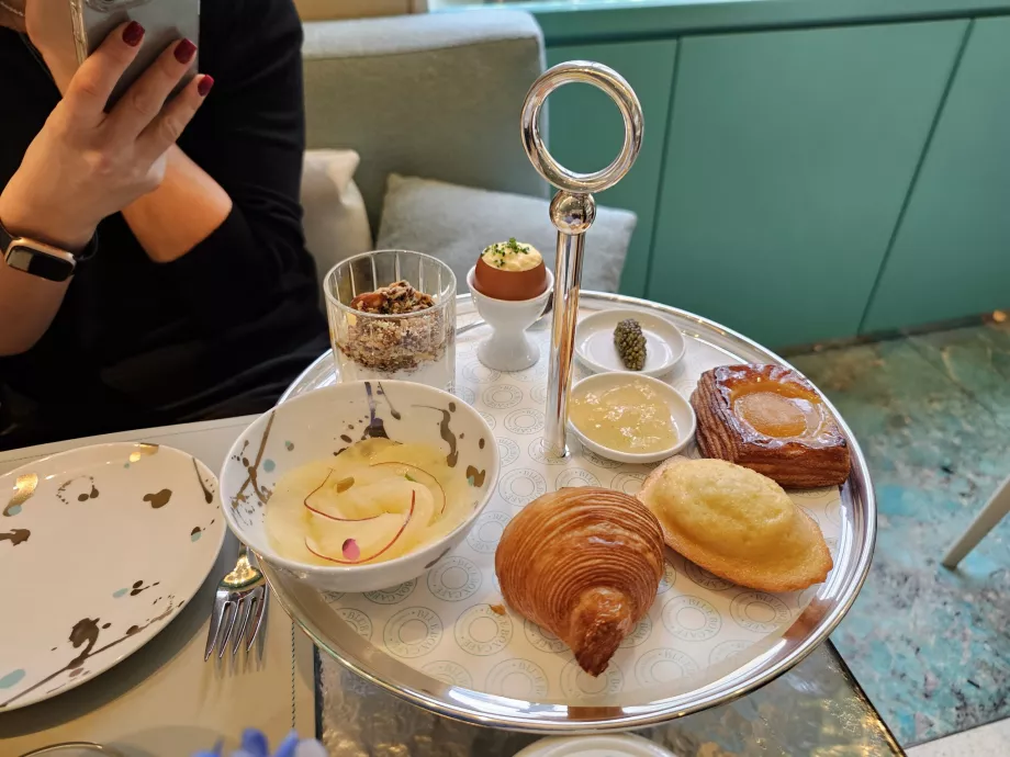 Mavi Kutu, Tiffany'de Kahvaltı