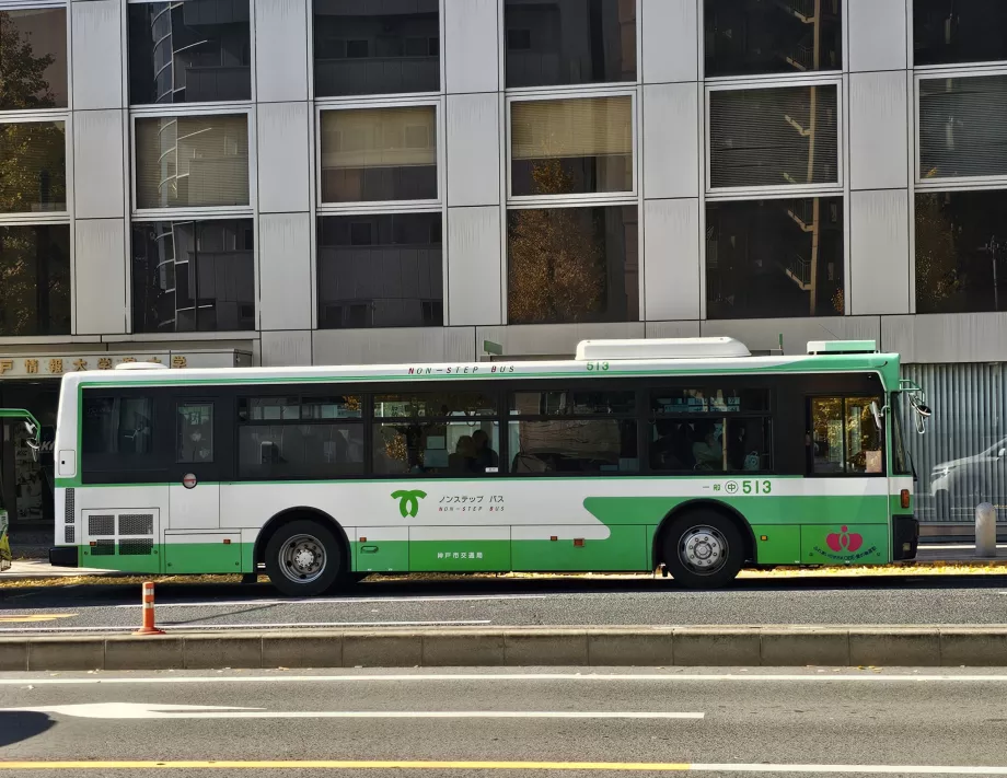 Kobe şehir içi otobüsü