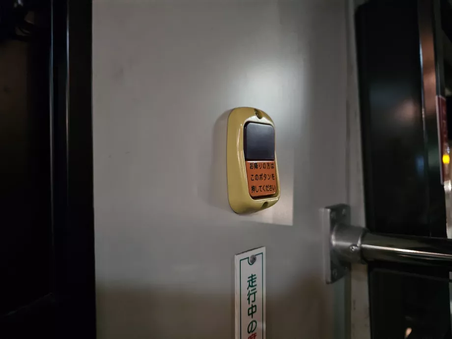 Şehir içi otobüslerde "DUR" butonu