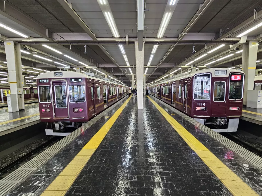 Osaka-Umeda, Hankyu Demiryolu