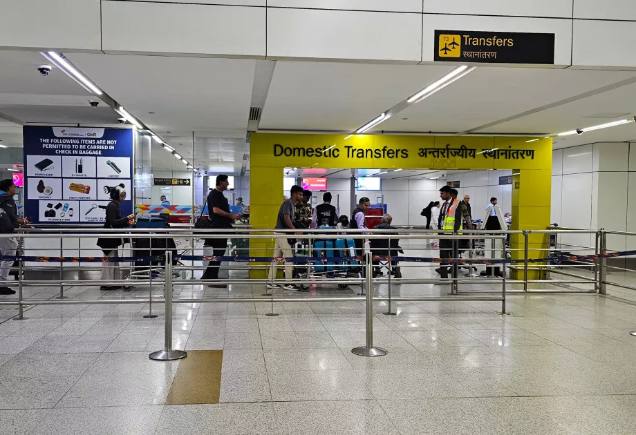 Uluslararası bir uçuştan iç hat uçuşuna transfer