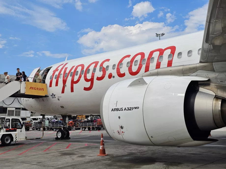 Uçaktan iniş, Pegasus Havayolları, SAW Havalimanı