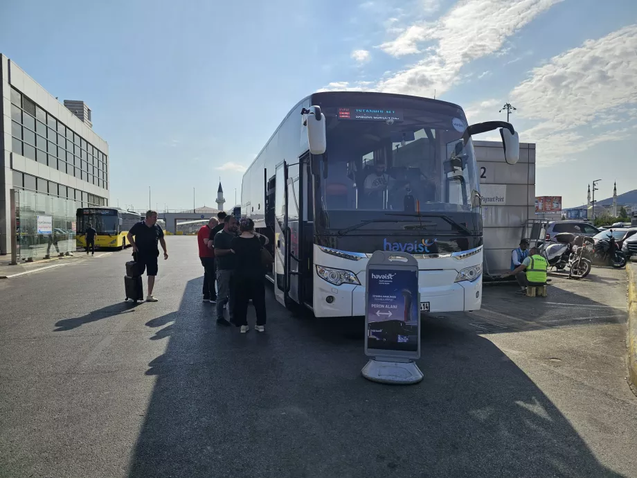 Havaist'ten İstanbul IST havalimanına otobüs