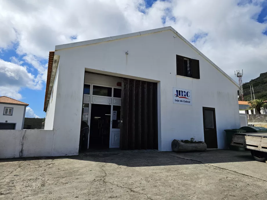 Vila do Corvo Süpermarket