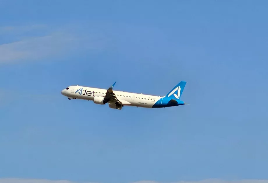 AJet, Airbus A321