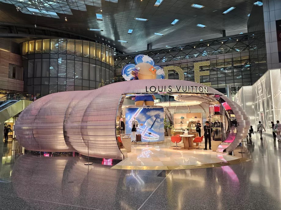 Louis Vuitton, transit bölüm