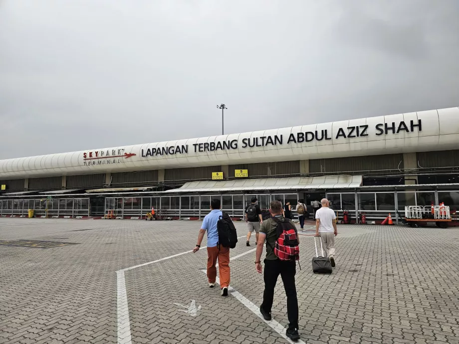Subang Havalimanı Terminali